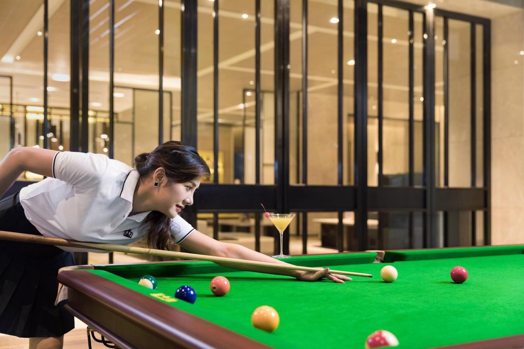 Готель Courtyard By Marriott Shenzhen Bao'An Екстер'єр фото